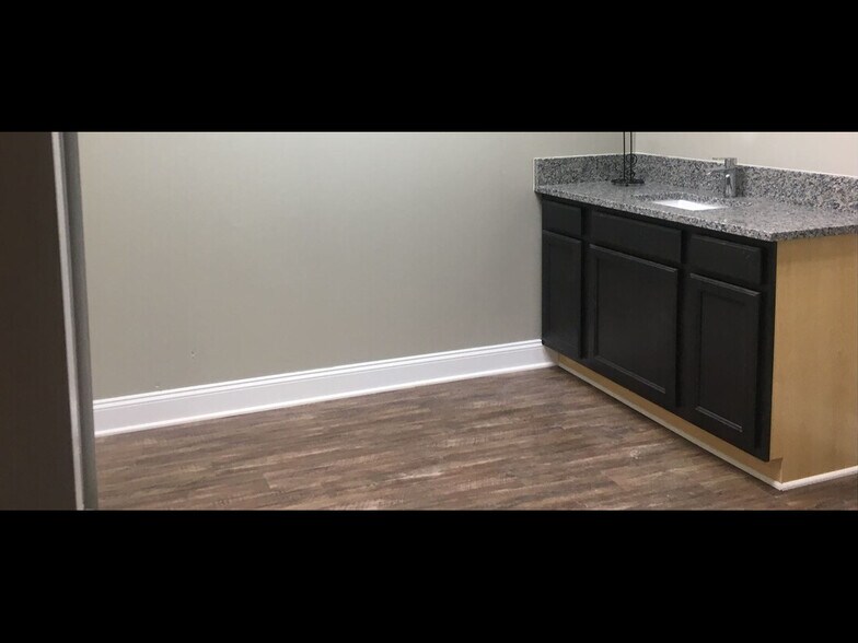 More Photos Of 500 New Hope Rd, Raleigh Light Distribution For Lease