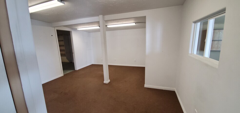 More Photos Of 1615 N Woodruff Ave, Idaho Falls Industrial For Lease