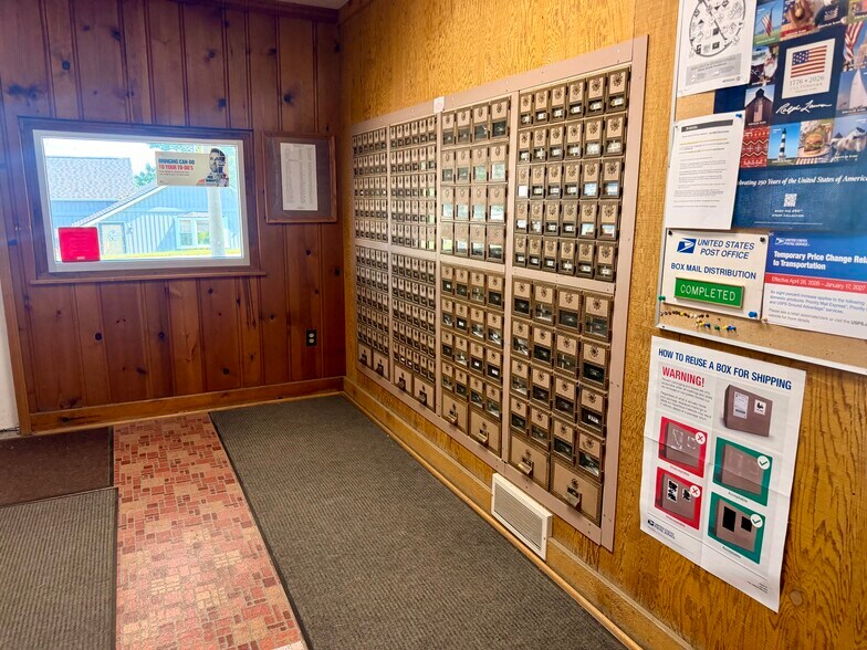 More Photos Of 6686 National Rd SE, Jacksontown Office For Sale