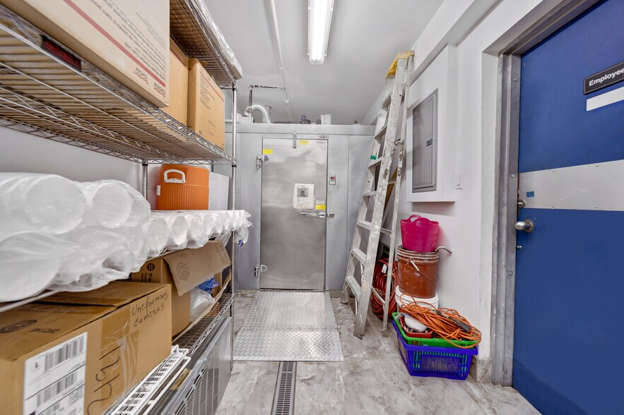 More Photos Of 1201-1223 W Flagler St, Miami Apartments For Lease