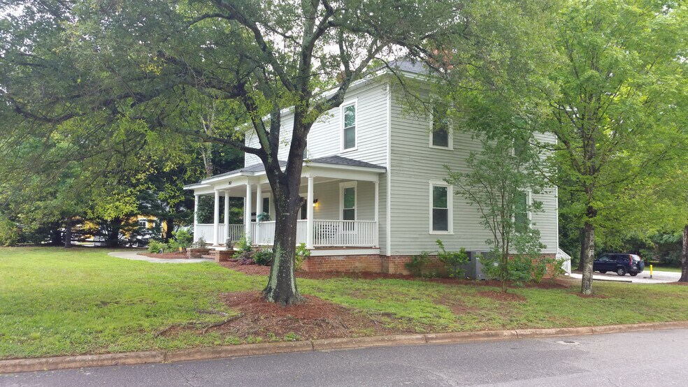 More Photos Of 302 Tom Hall St, Fort Mill Office For Lease