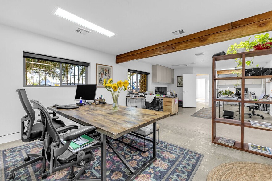 More Photos Of 81500 Industrial Pl, Indio Warehouse For Sale