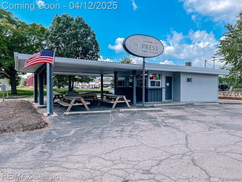 Primary Photo Of 2120 S Milford Rd, Highland Freestanding For Sale