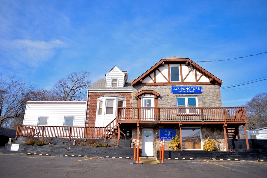 More Photos Of 1789 E Jericho Tpke, Huntington Medical For Lease