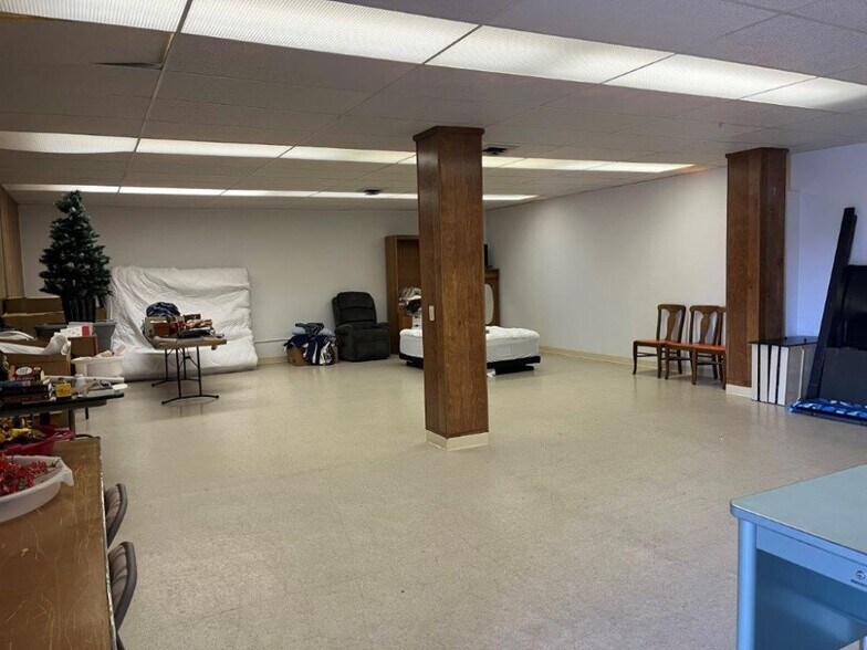 More Photos Of 702 E Main St, Othello Storefront Retail Office For Lease