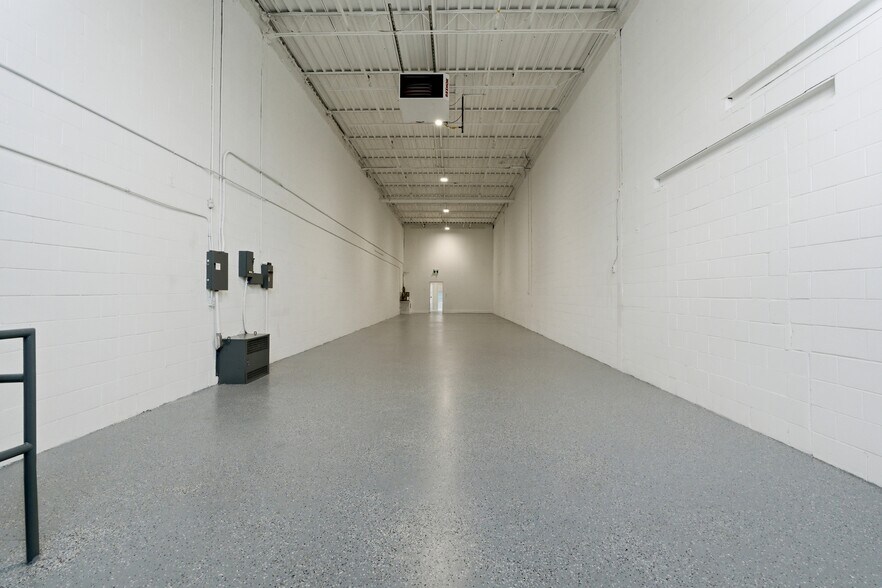 More Photos Of 397 Humberline Dr, Toronto Warehouse For Sale