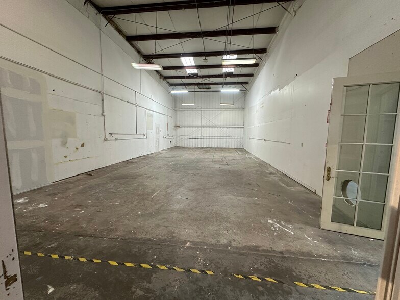 More Photos Of 2501 Jennings St, San Francisco Manufacturing For Lease