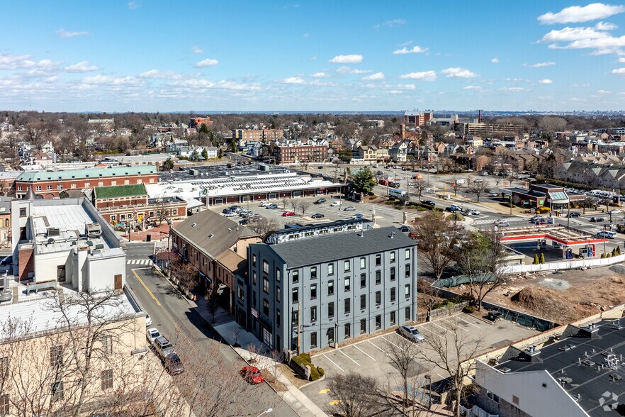 More Photos Of 6-8 Gates Ave, Montclair Office For Lease