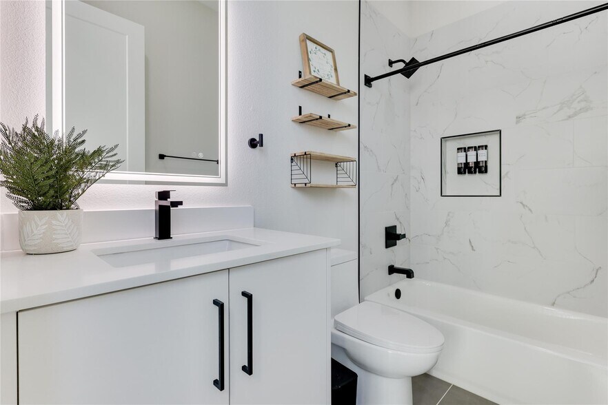 More Photos Of 1512 Seegar St, Dallas Apartments For Sale