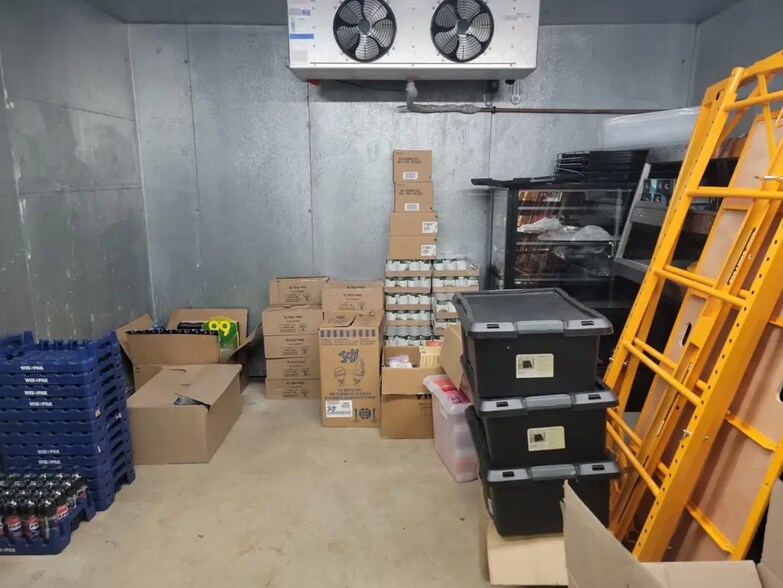 More Photos Of O E Railroad St, Kendall Freestanding For Sale