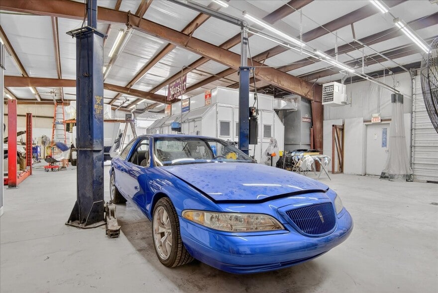 More Photos Of 3688 Raleigh Rd, Henderson Office For Sale