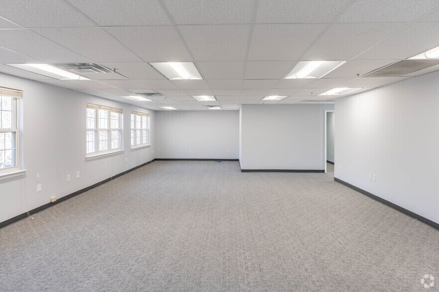 More Photos Of 7330-7370 Grace Dr, Columbia Office For Lease