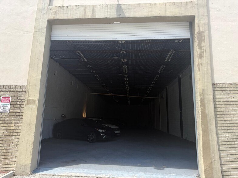 More Photos Of 830 N State Road 7, Plantation Auto Dealership For Lease