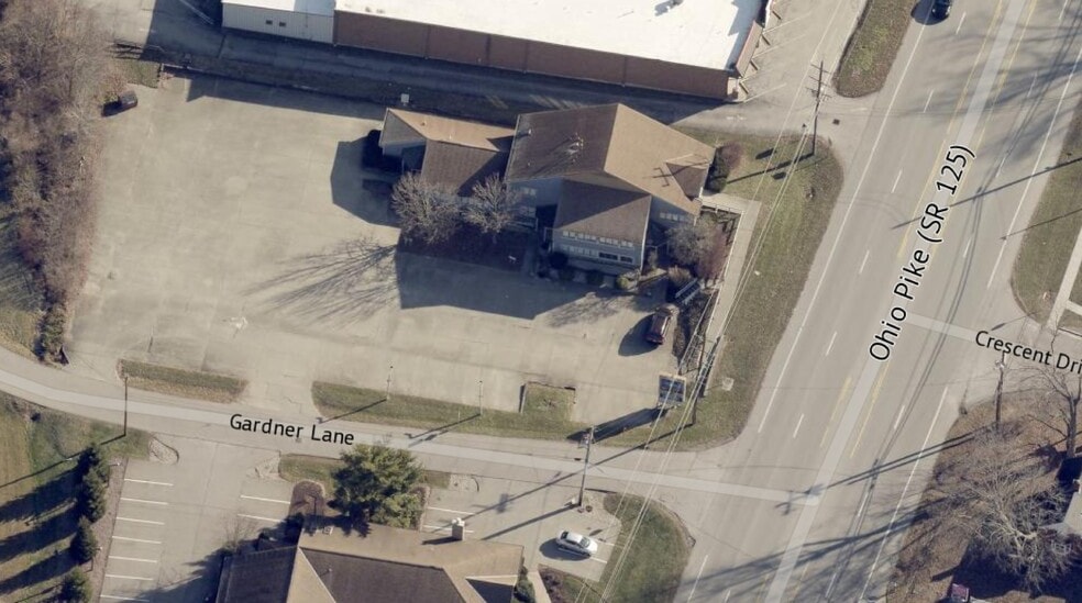 More Photos Of 1010 Ohio Pike, Cincinnati Medical For Lease