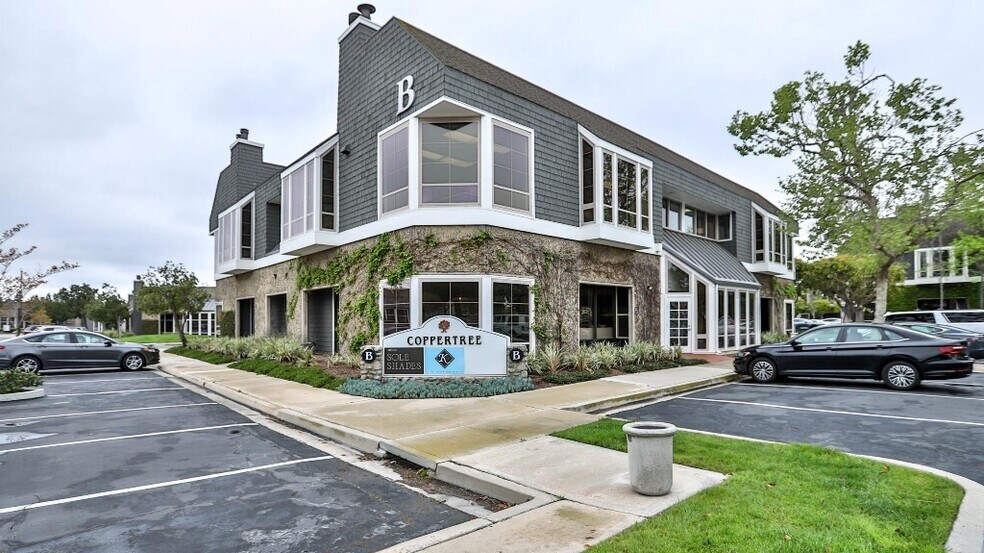 More Photos Of 151 Kalmus Dr, Costa Mesa Office Residential For Lease