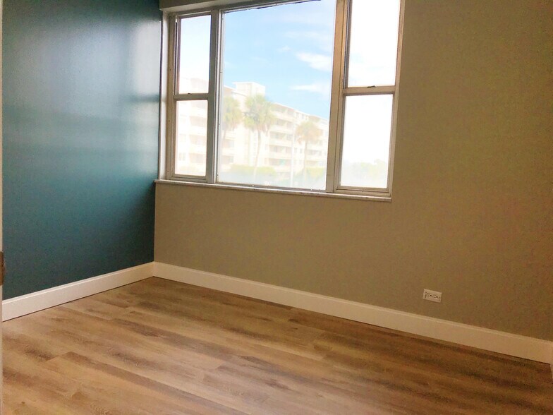 More Photos Of 1980 N Atlantic Ave, Cocoa Beach Medical For Sale