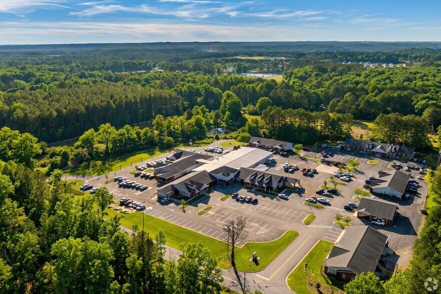 Primary Photo Of 1450 Jones Dairy Rd, Jasper Medical For Lease