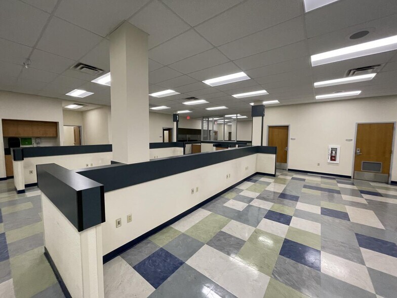 More Photos Of 600 Heisel St, Homestead Freestanding For Sale