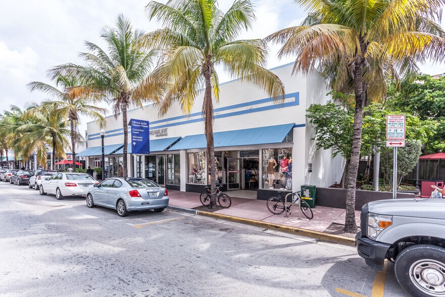 More Photos Of 1121-1141 Washington Ave, Miami Beach Storefront For Lease