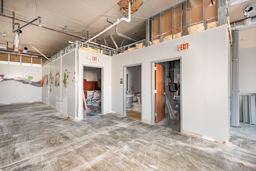 More Photos Of 292 Brooks Malott Rd, Mount Orab Flex For Lease