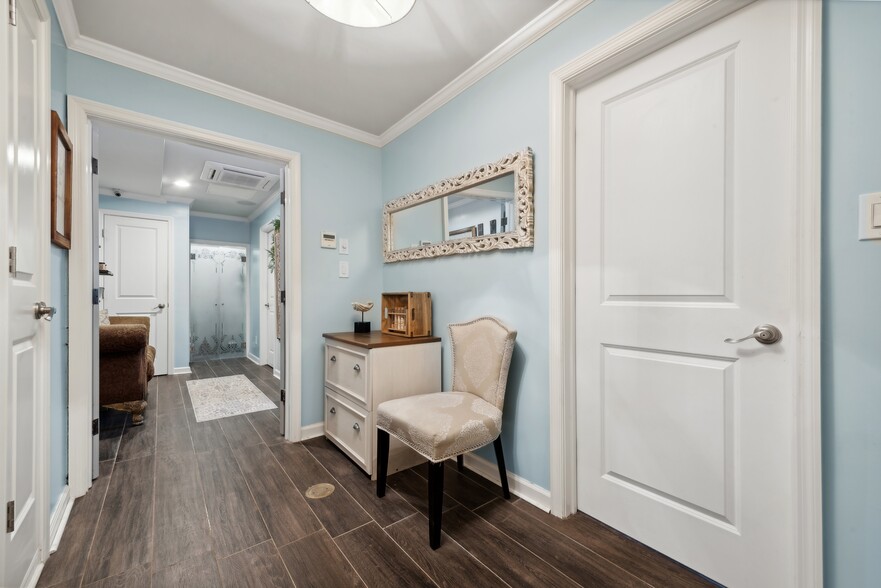 More Photos Of 504 Merrick Rd, Lynbrook Apartments For Sale