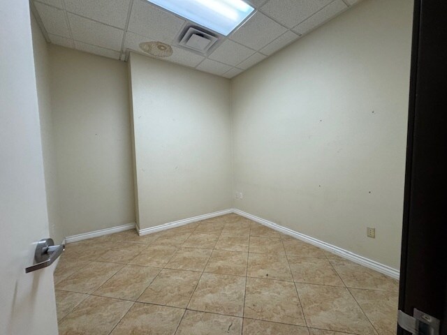 More Photos Of 5968 Edmond St, Las Vegas Warehouse For Lease