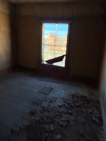 More Photos Of 115 S Grand Ave, Pueblo Industrial For Sale