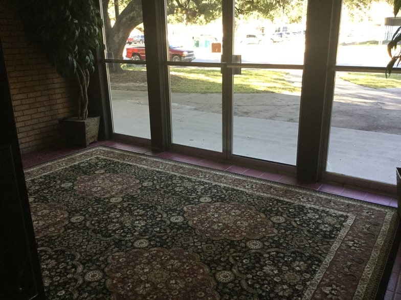 More Photos Of 701 N Pruett St, Baytown Religious Facility For Sale