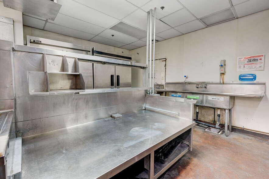 More Photos Of 2100 Fremont St, Las Vegas Restaurant For Sale