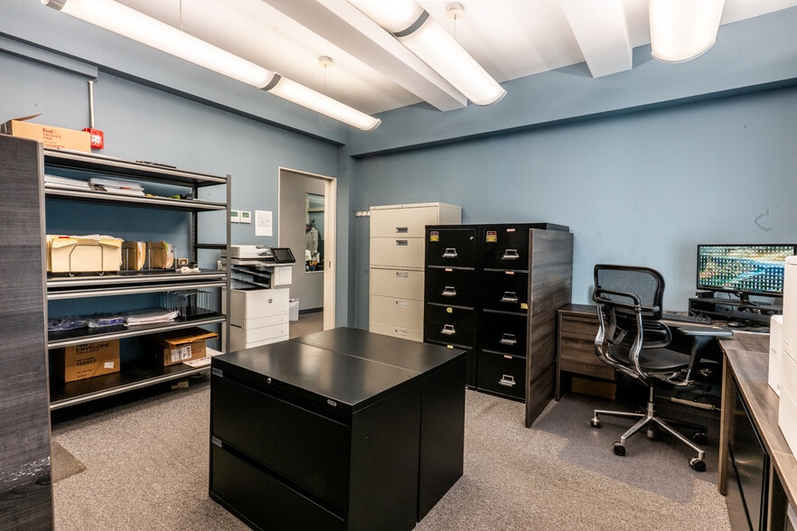 More Photos Of 104-110 E 40th St, New York Medical For Sale