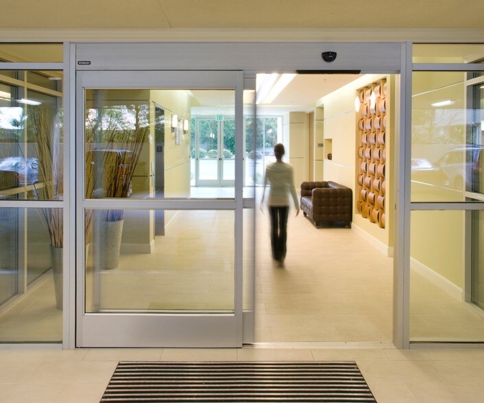 More Photos Of 3301 El Camino Real, Atherton Unknown For Lease