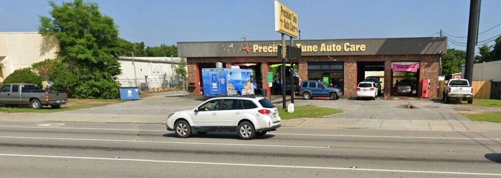 More Photos Of 6222 9th Ave, Pensacola General Retail For Sale