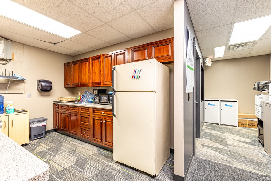 More Photos Of 757 W Main St, Rochester Multifamily For Sale