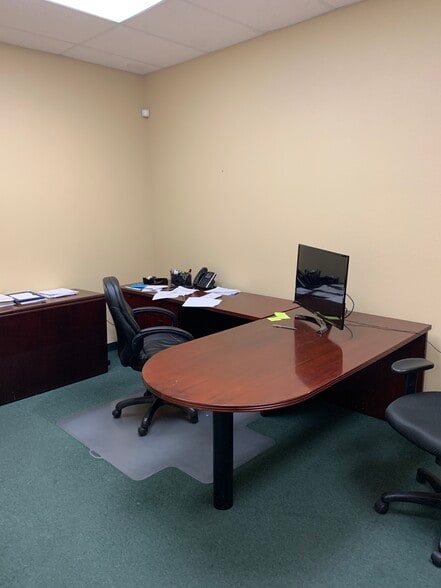 More Photos Of 526 Charity Way, Modesto Warehouse For Lease