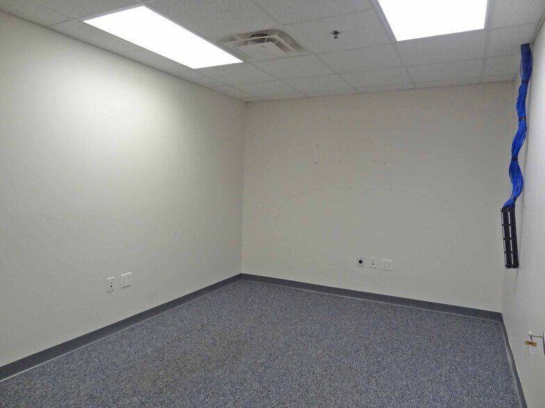 More Photos Of 1311-1319 Pineview Dr, Morgantown Medical For Lease