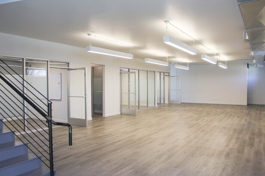 More Photos Of 3000 E Cesar Chavez St, Austin Office For Lease