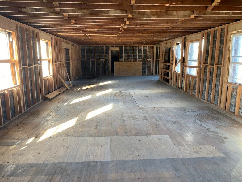 More Photos Of 4339 Hunt Pl NE, Washington Medical For Sale
