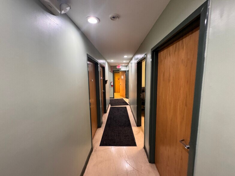 More Photos Of 1100 Salem Ave, Dayton Office For Sale