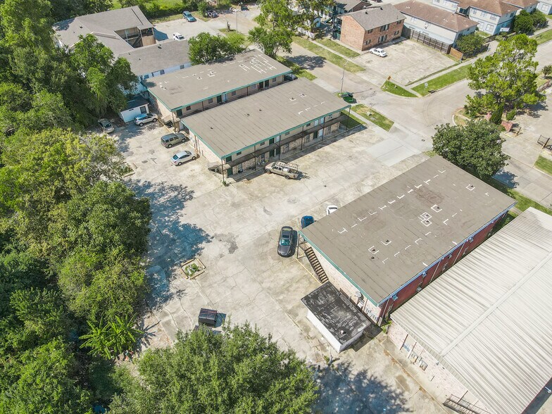 Primary Photo Of 1413 Jim Taylor Dr, Baton Rouge Apartments For Sale