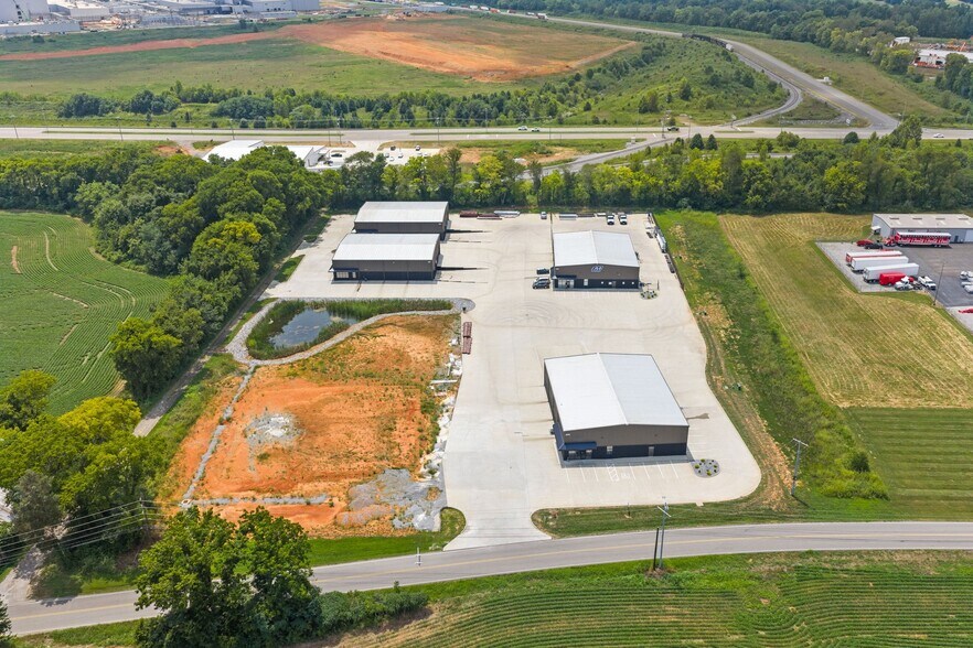 More Photos Of 1170 Dunlop Ln, Clarksville Industrial For Lease