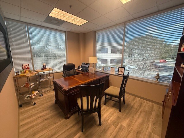More Photos Of 6150 Metrowest Blvd, Orlando Medical For Lease