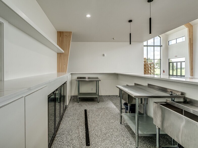 More Photos Of 20480 NE 164th St, Luther Lodge Meeting Hall For Sale