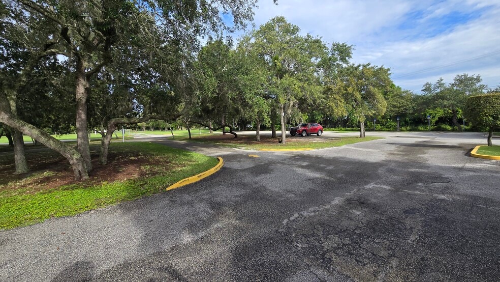 More Photos Of 5995 N Wickham Rd, Melbourne Religious Facility For Sale