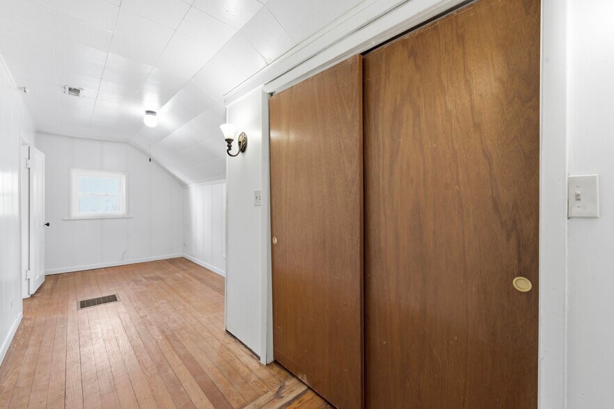 More Photos Of 4170-4174 Broadway, Grove City Multifamily For Sale