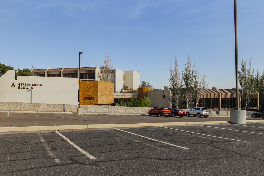 More Photos Of 4171 N Mesa St, El Paso Office For Sale