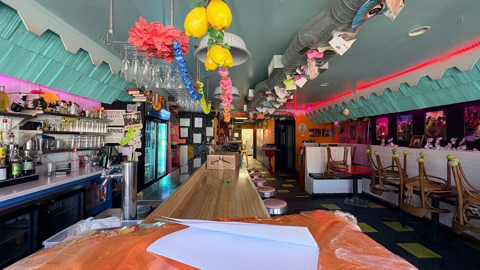 More Photos Of , Hudson General Retail For Sale