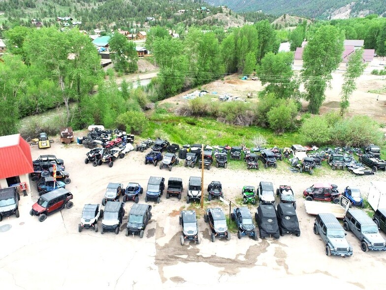More Photos Of 809 N State Highway 149, Lake City Convenience Store For Sale