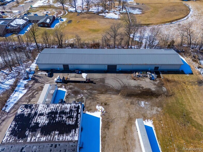 More Photos Of 415 N Lafayette St, South Lyon Warehouse For Sale