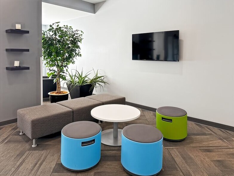 More Photos Of 855 Community Dr, Sauk City Coworking Space