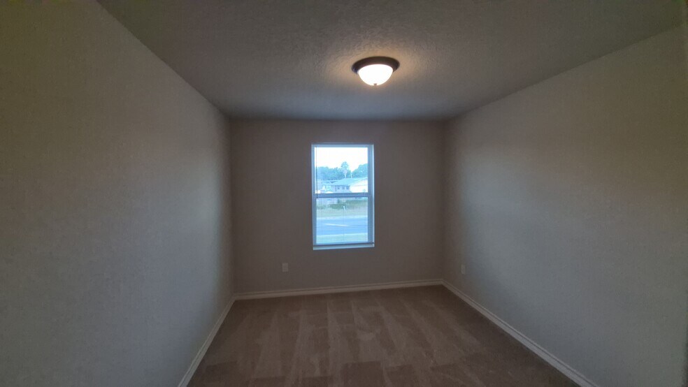 More Photos Of 6866 Lakeview Dr, San Antonio Multifamily For Sale